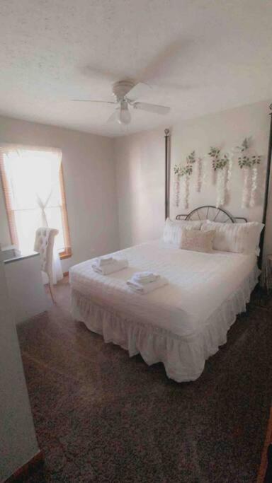 B1 Guest House Hope Mills ภายนอก รูปภาพ