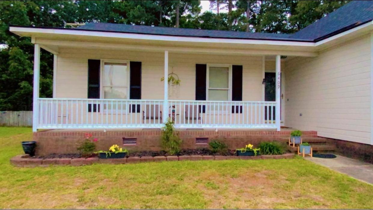 B1 Guest House Hope Mills ภายนอก รูปภาพ